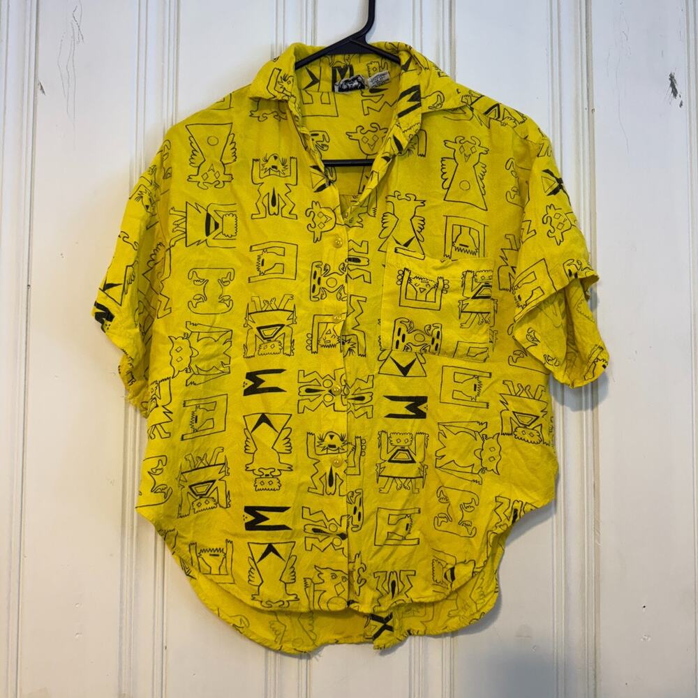 Details vintage yellow black aztec print short sleeve button up blouse shirt